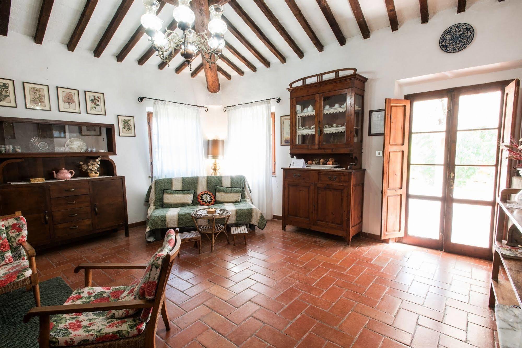 Agriturismo Podere Caggiolo - Swimming Pool & Air Conditioning Marciano della Chiana ภายนอก รูปภาพ