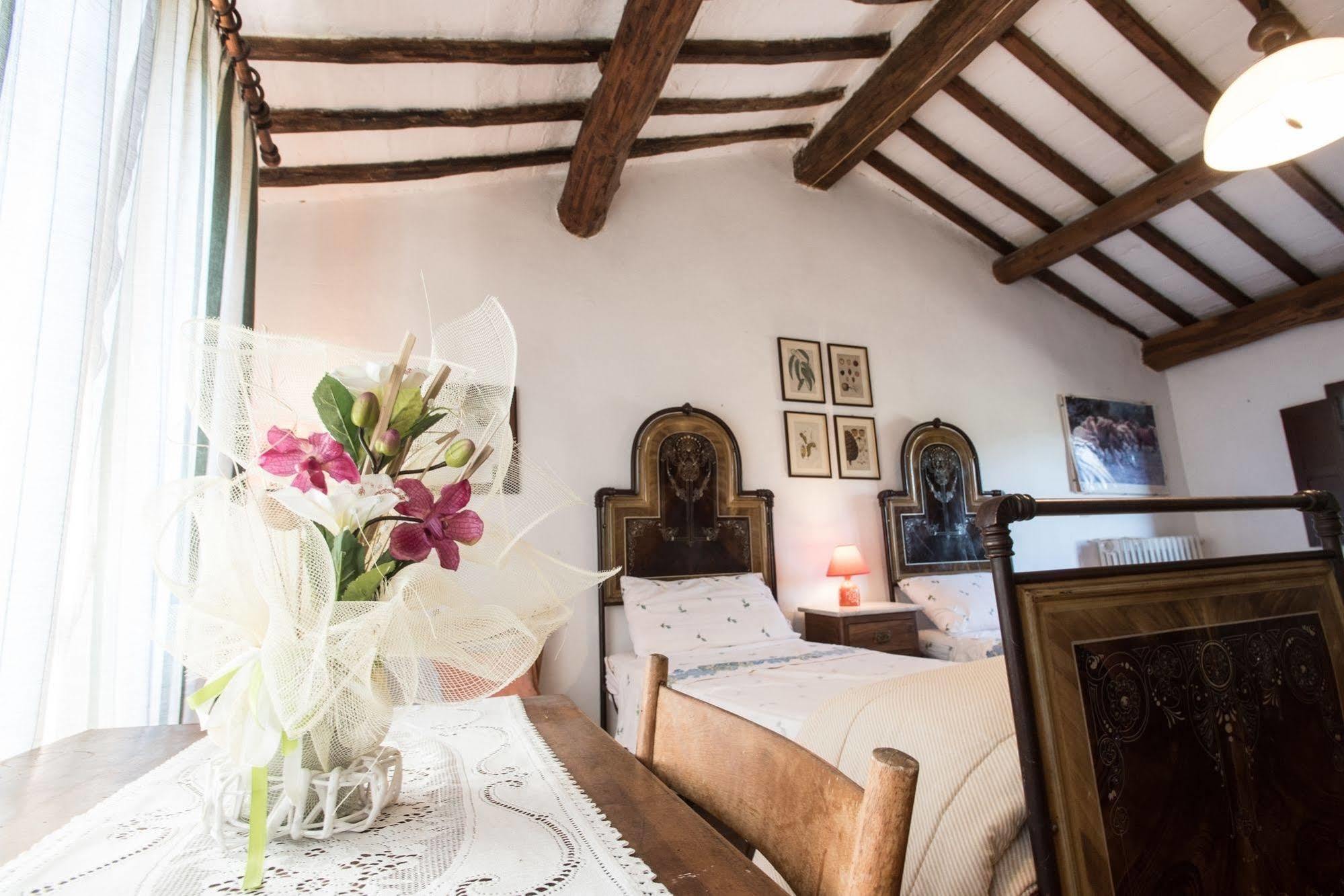 Agriturismo Podere Caggiolo - Swimming Pool & Air Conditioning Marciano della Chiana ภายนอก รูปภาพ