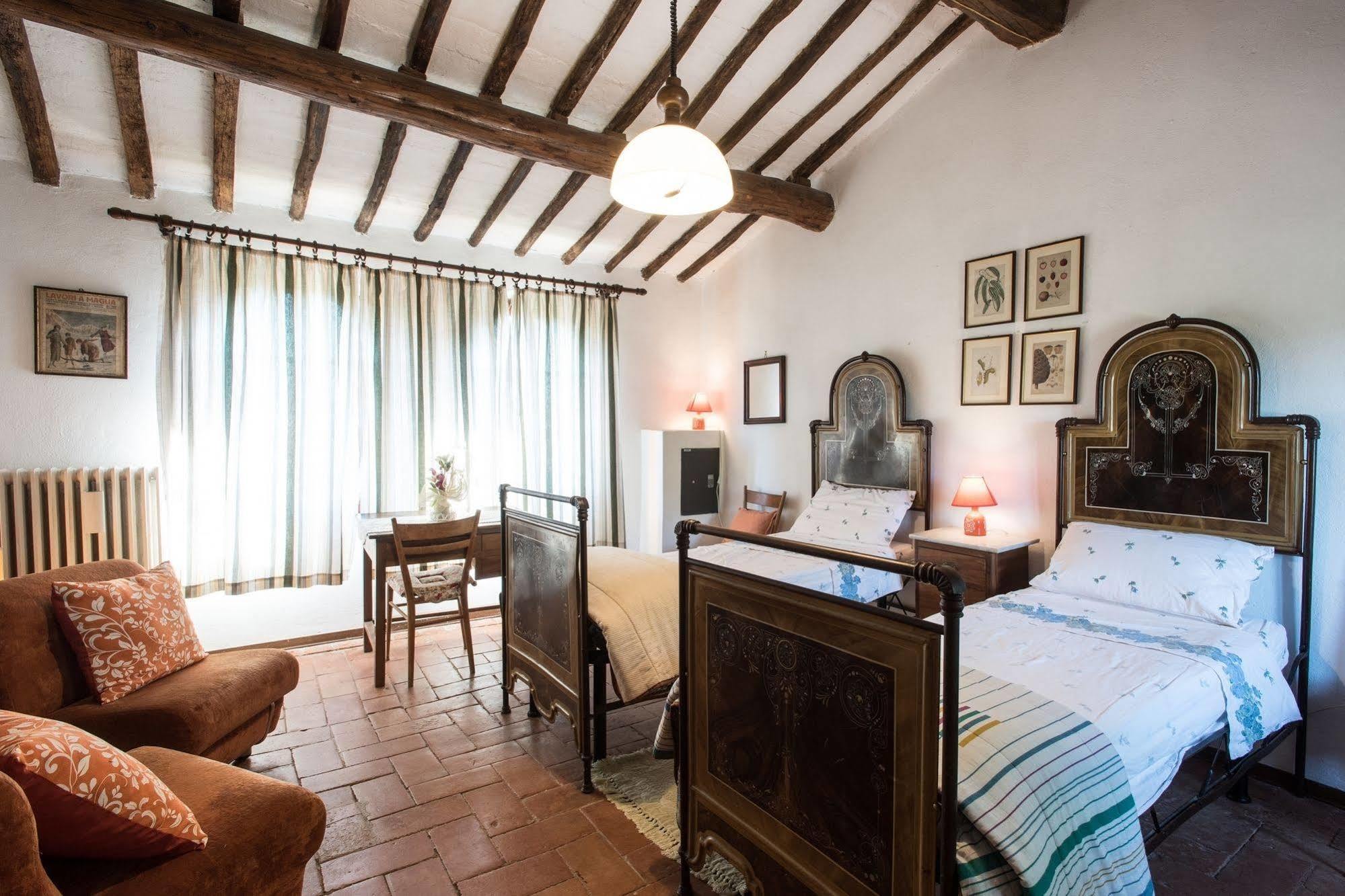 Agriturismo Podere Caggiolo - Swimming Pool & Air Conditioning Marciano della Chiana ภายนอก รูปภาพ